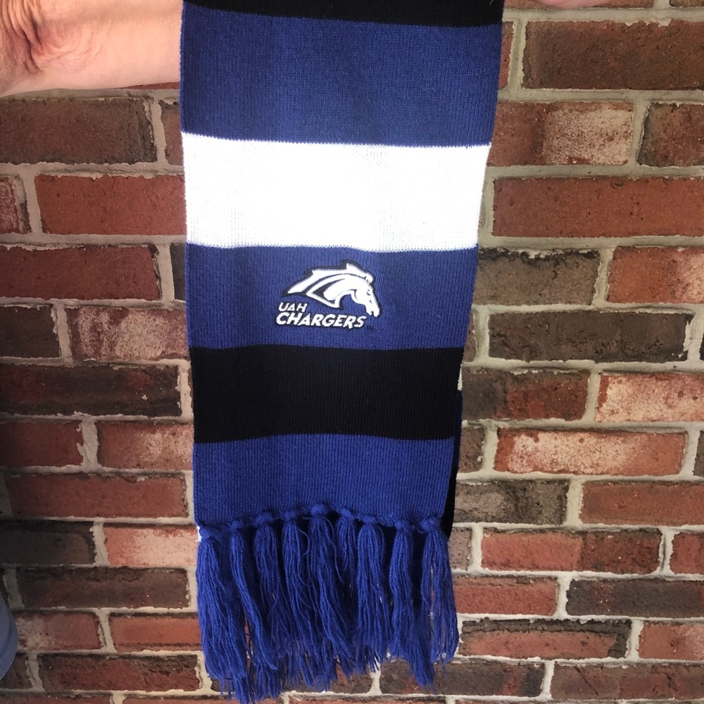Collegiate Scarf